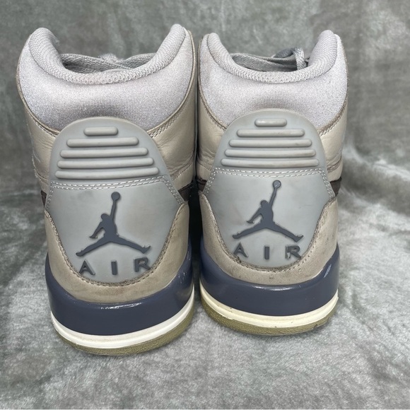 Nike Air Jordan Legacy 312 Wolf Grey Lace Up Sneakers Size 10 - Picture 7 of 10